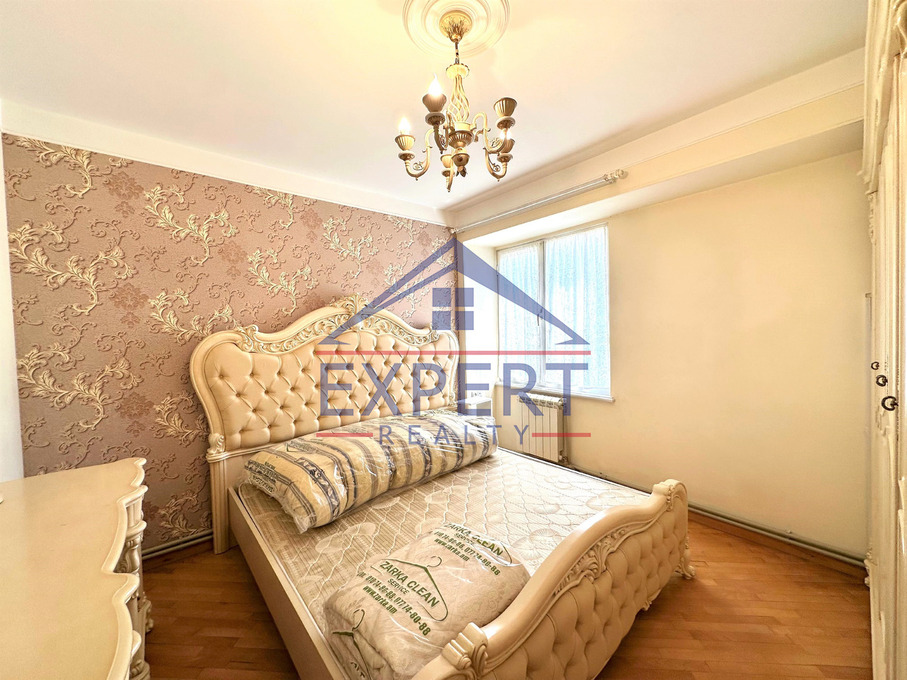 ԱՐԱԲԿԻՐ, ԿՈՄԻՏԱՍԻ ՊՈՂՈՏԱ, 4 ՍԵՆՅԱԿ