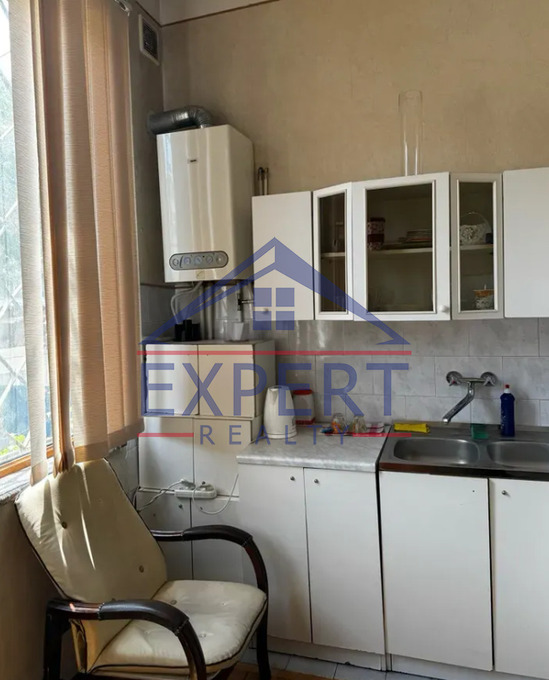 ԿԵՆՏՐՈՆ, ՍՊԵՆԴԻԱՐՅԱՆ ՓՈՂՈՑ 165ՔՄ