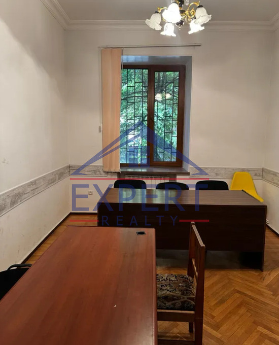 ԿԵՆՏՐՈՆ, ՍՊԵՆԴԻԱՐՅԱՆ ՓՈՂՈՑ 165ՔՄ