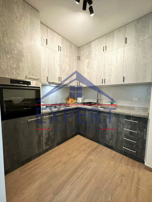 ԱՐԱԲԿԻՐ, ԱՐԱՄ ԽԱՉԱՏՐՅԱՆ ՓՈՂՈՑ, 3 ՍԵՆՅԱԿ