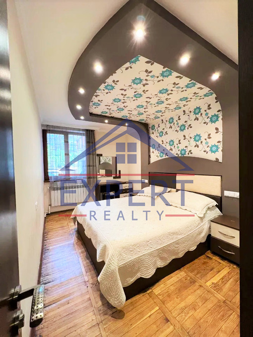 ԱՐԱԲԿԻՐ, ԱԴՈՆՑԻ ՓՈՂՈՑ, 3 ՍԵՆՅԱԿ