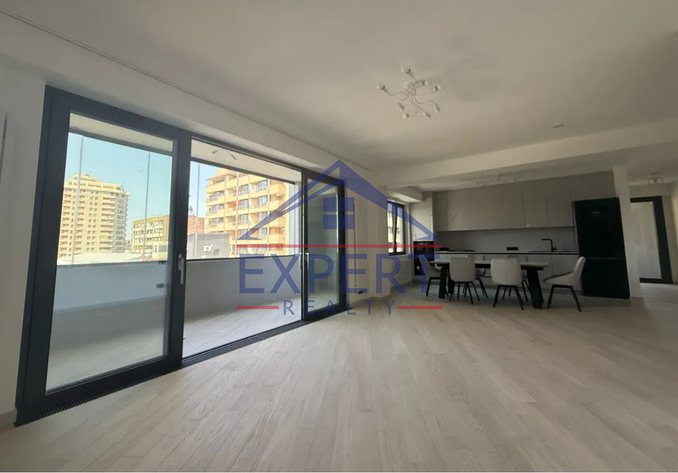 ԿԵՆՏՐՈՆ, ԱՄԻՐՅԱՆ ՓՈՂՈՑ, 4 ՍԵՆՅԱԿ