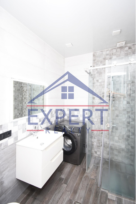 ՎԱՀԱԳՆԻ ԹԱՂԱՄԱՍ, 3 ՀԱՐԿ, 5 ՍԵՆՅԱԿ