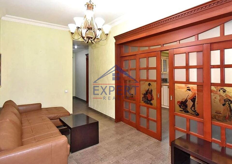 ԿԵՆՏՐՈՆ ԱՐԱՄԻ ՓՈՂՈՑ  3 սեն 143 քմ 4/13 հարկ