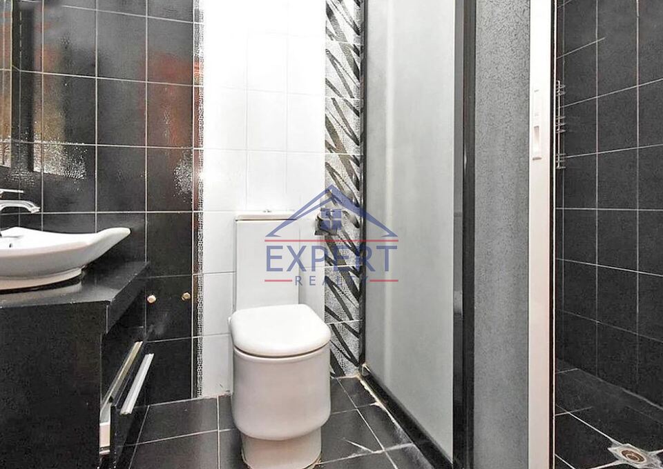 ԿԵՆՏՐՈՆ ԱՐԱՄԻ ՓՈՂՈՑ  3 սեն 143 քմ 4/13 հարկ