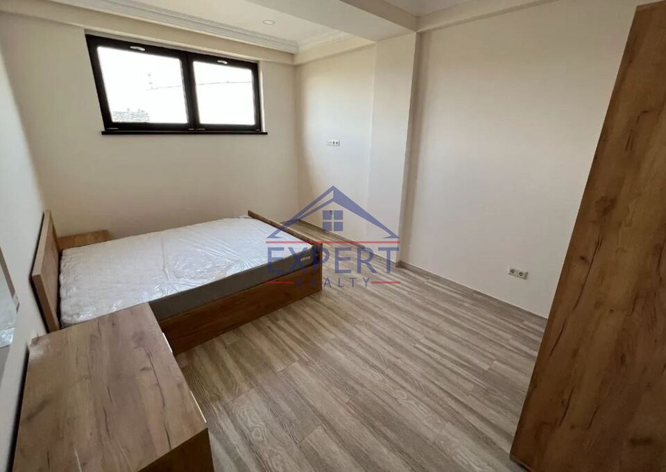 ԿԵՆՏՐՈՆ, ԳՐԻԳՈՐ ԼՈՒՍԱՎՈՐԻՉ ՓՈՂՈՑ, 3 ՍԵՆՅԱԿ