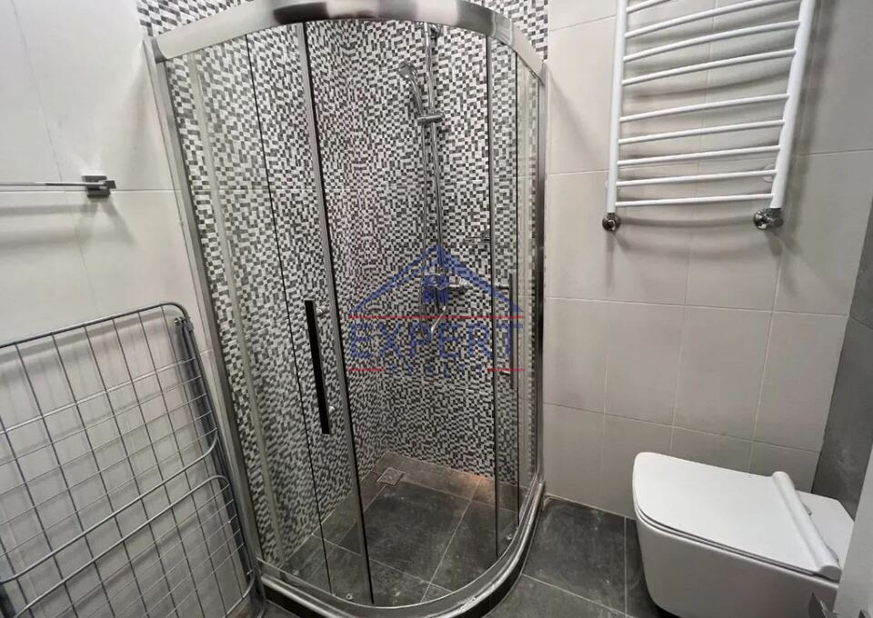 ԿԵՆՏՐՈՆ, ԳՐԻԳՈՐ ԼՈՒՍԱՎՈՐԻՉ ՓՈՂՈՑ, 3 ՍԵՆՅԱԿ