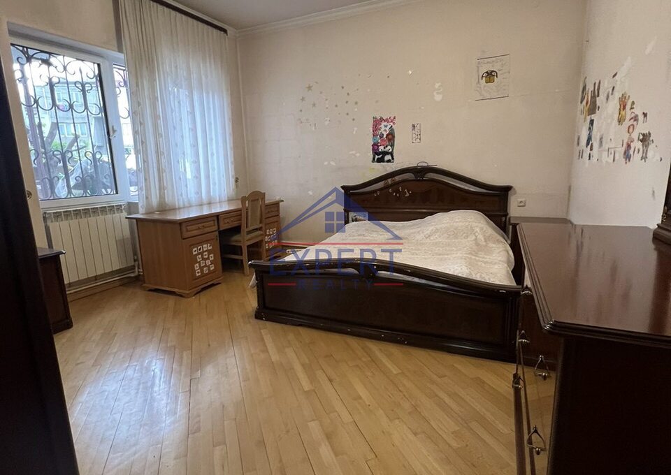 ԱՐԱԲԿԻՐ, ՏՈՒԼԲՈՒԽԻՆԻ ՓՈՂՈՑ 3 ՍԵՆՅԱԿ