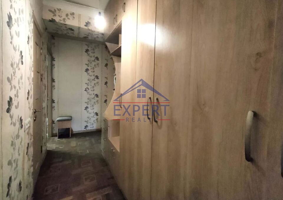 ԱՐԱԲԿԻՐ, ԱՐԱՄ ԽԱՉԱՏՐՅԱՆ ՓՈՂՈՑ, 3 ՍԵՆՅԱԿ