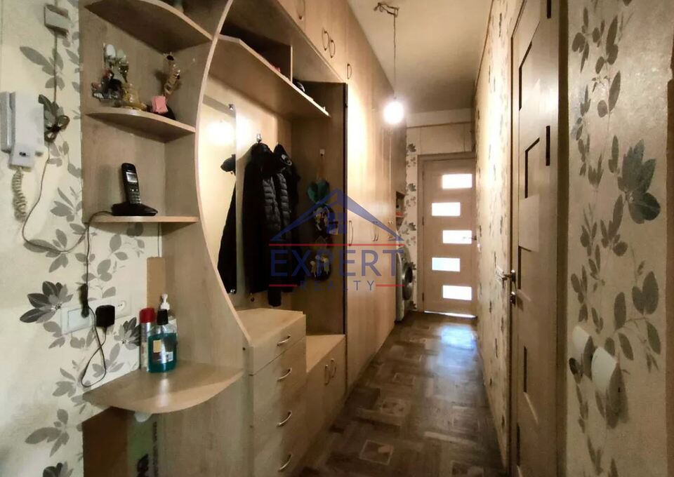 ԱՐԱԲԿԻՐ, ԱՐԱՄ ԽԱՉԱՏՐՅԱՆ ՓՈՂՈՑ, 3 ՍԵՆՅԱԿ