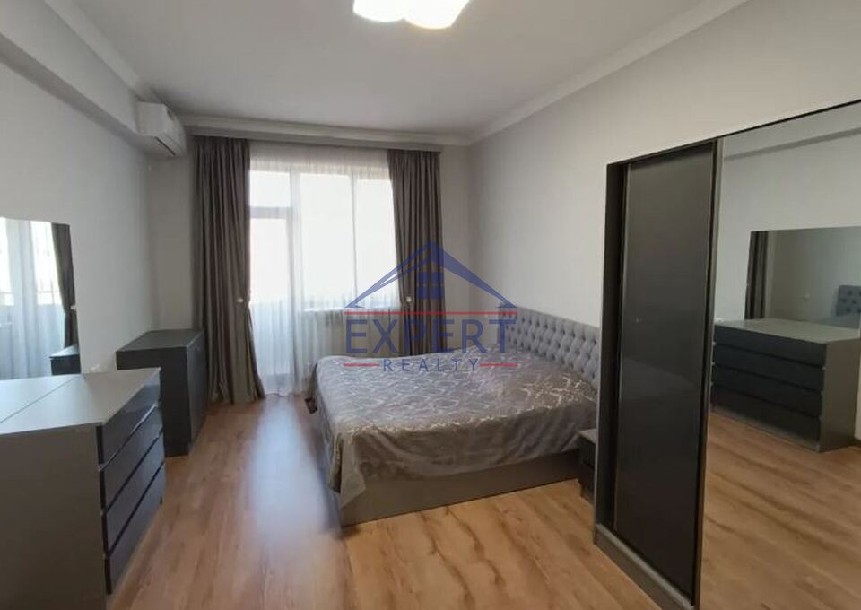 ԿԵՆՏՐՈՆ, ԱՐԳԻՇՏԻ ՓՈՂՈՑ, 4 ՍԵՆՅԱԿ