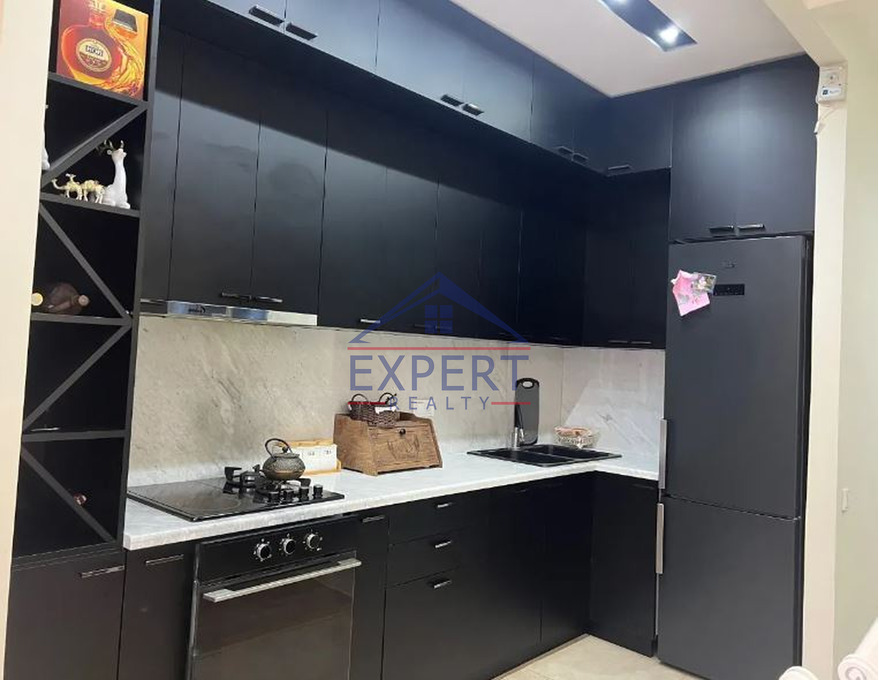 ԱՐԱԲԿԻՐ, ԳՐԻԲՈՅԵԴՈՎԻ ՓՈՂՈՑ, 3 ՍԵՆՅԱԿ