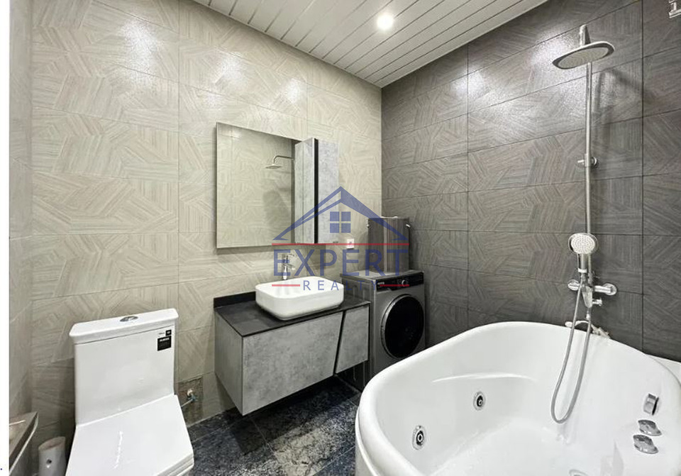 ԱՐԱԲԿԻՐ, ԳՐԻԲՈՅԵԴՈՎԻ ՓՈՂՈՑ, 3 ՍԵՆՅԱԿ