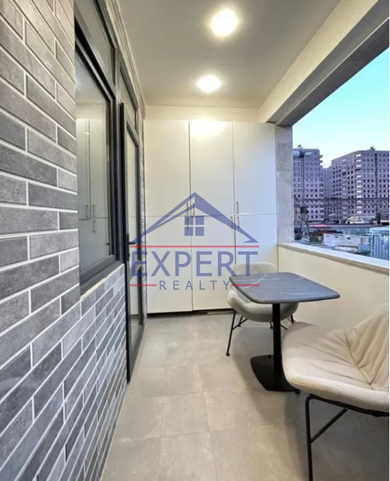 ԱՐԱԲԿԻՐ, ԳՐԻԲՈՅԵԴՈՎԻ ՓՈՂՈՑ, 3 ՍԵՆՅԱԿ