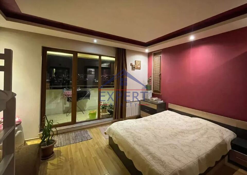 ԿԵՆՏՐՈՆ, ՏԻԳՐԱՆ ՄԵԾ ՊՈՂՈՏԱ, 2 ՍԵՆՅԱԿ