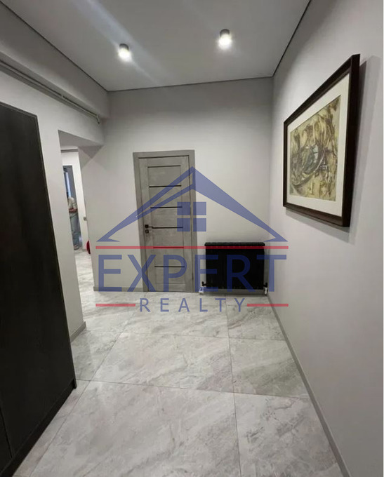 ԿԵՆՏՐՈՆ ԵՂԻՇԵ ՉԱՐԵՆՑ  3 ՍԵՆՅԱԿ