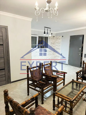 ԿԵՆՏՐՈՆ, ԵՐՎԱՆԴ ՔՈՉԱՐԻ ՓՈՂՈՑ, 3 ՍԵՆՅԱԿ