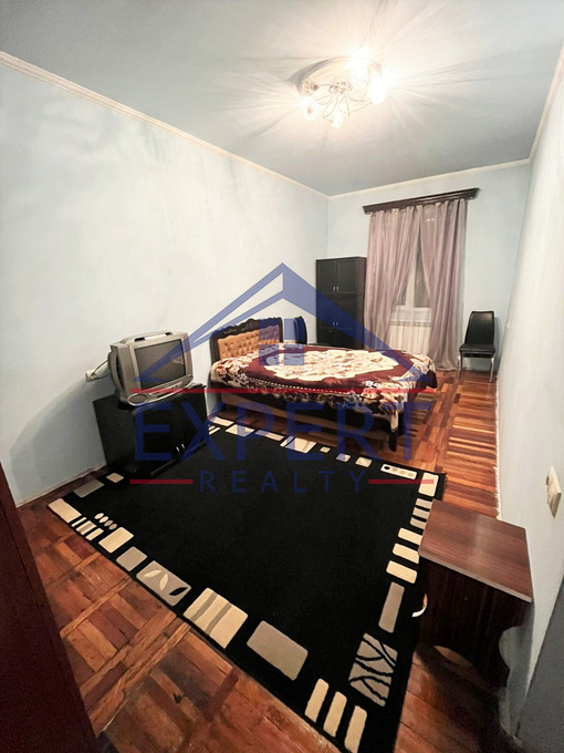 ԴԱՎԹԱՇԵՆ, ՍԱՍՆԱ ԾՌԵՐ ՓՈՂՈՑ, 2 ՍԵՆՅԱԿ