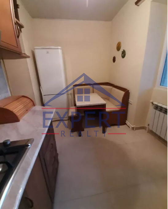 ԱՐԱԲԿԻՐ, ԿՈՄԻՏԱՍԻ ՊՈՂՈՏԱ, 3 ՍԵՆՅԱԿ
