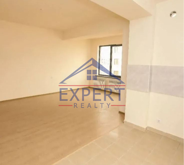 ԱՐԱԲԿԻՐ, ԱԴՈՆՑԻ ՓՈՂՈՑ, 4 ՍԵՆՅԱԿ