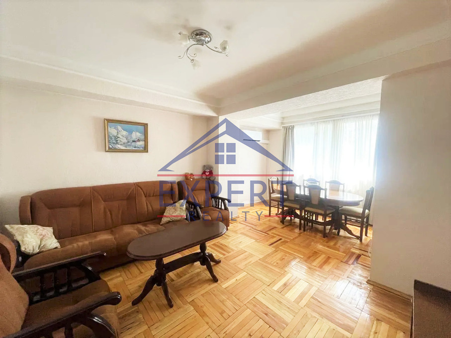 ԿԵՆՏՐՈՆ, ՏԵՐՅԱՆԻ ՓՈՂՈՑ, 2 ՍԵՆՅԱԿ