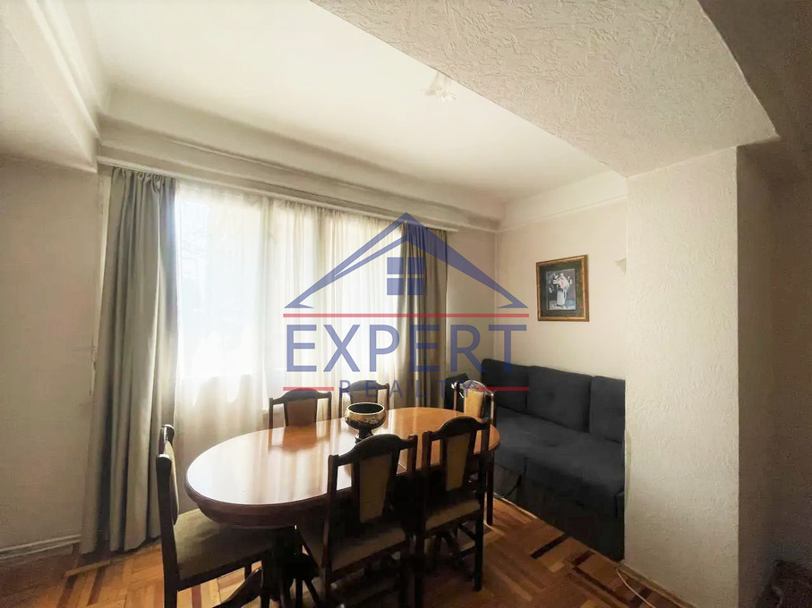 ԿԵՆՏՐՈՆ, ՏԵՐՅԱՆԻ ՓՈՂՈՑ, 2 ՍԵՆՅԱԿ