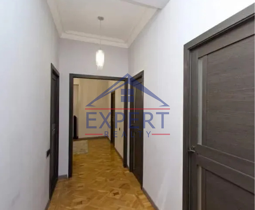 ԿԵՆՏՐՈՆ, ՍԱՅԱԹ ՆՈՎԱ ՊՈՂՈՏԱ, 4 ՍԵՆՅԱԿ