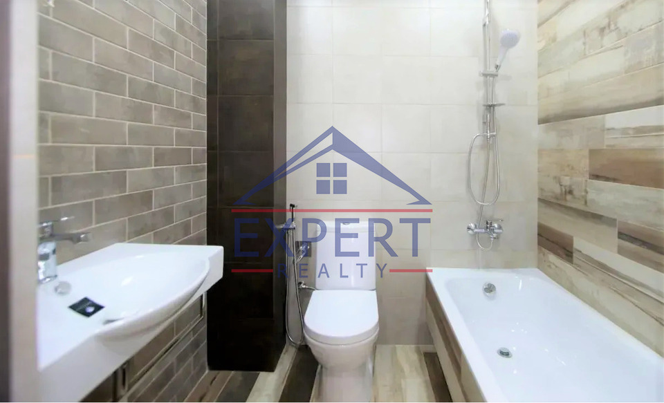 ԿԵՆՏՐՈՆ, ՄԱՇՏՈՑԻ ՊՈՂՈՏԱ, 3 ՍԵՆՅԱԿ