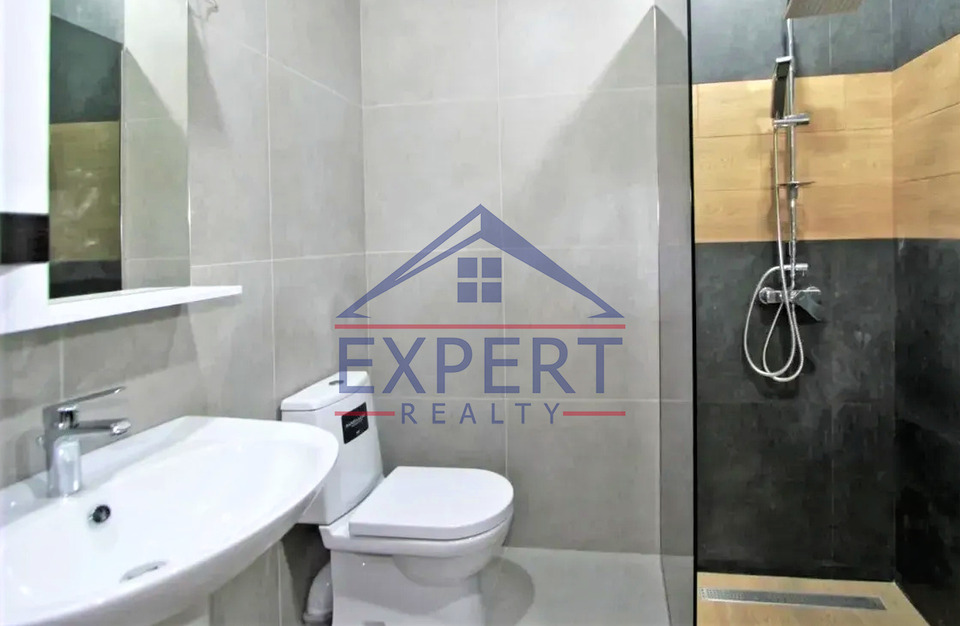 ԿԵՆՏՐՈՆ, ՄԱՇՏՈՑԻ ՊՈՂՈՏԱ, 3 ՍԵՆՅԱԿ