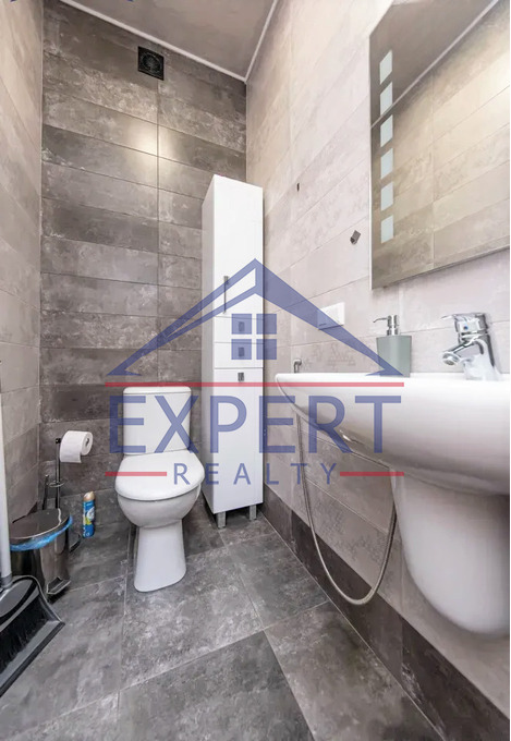 ԿԵՆՏՐՈՆ, ԾԻԾԵՌՆԱԿԱԲԵՐԴԻ ԽՃՈՒՂԻ, 3 ՍԵՆՅԱԿ