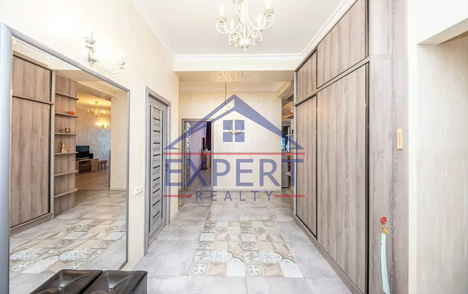 ԿԵՆՏՐՈՆ, ԾԻԾԵՌՆԱԿԱԲԵՐԴԻ ԽՃՈՒՂԻ, 3 ՍԵՆՅԱԿ