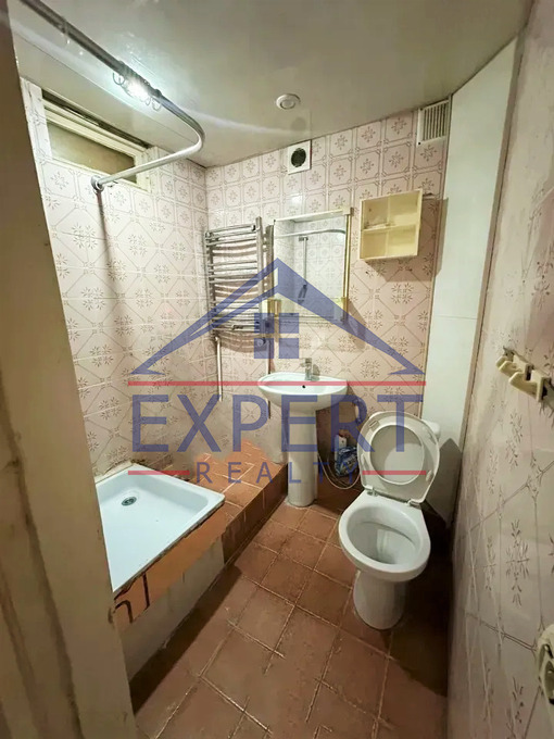 ԱՐԱԲԿԻՐ, ՀՐԱՉՅԱ ՔՈՉԱՐ ՓՈՂՈՑ, 3 ՍԵՆՅԱԿ