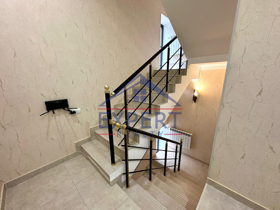 ԱՐԱԲԿԻՐ, ՂԱՓԱՆՑՅԱՆ ՓՈՂՈՑ, 4 ՍԵՆՅԱԿ