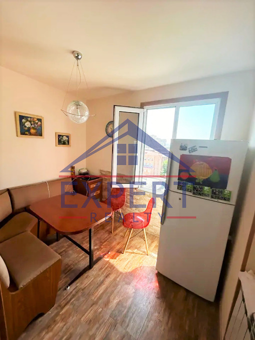 ԱՐԱԲԿԻՐ, ԿՈՄԻՏԱՍԻ ՊՈՂՈՏԱ, 3 ՍԵՆՅԱԿ