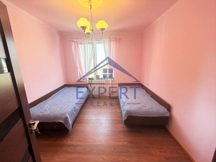 ԱՐԱԲԿԻՐ, ԿՈՄԻՏԱՍԻ ՊՈՂՈՏԱ, 3 ՍԵՆՅԱԿ