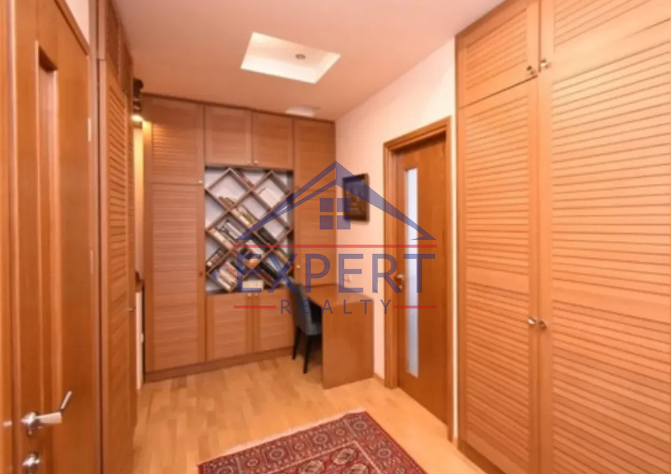 ԱՐԱԲԿԻՐ, ԿՈՄԻՏԱՍԻ ՊՈՂՈՏԱ, 4 ՍԵՆՅԱԿ