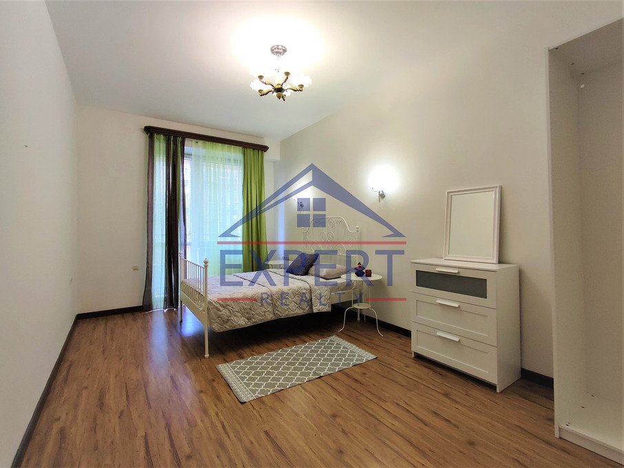 ԿԵՆՏՐՈՆ, ԱՄԻՐՅԱՆ ՓՈՂՈՑ, 4 ՍԵՆՅԱԿ