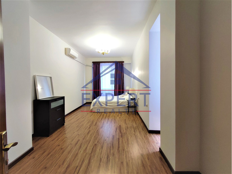 ԿԵՆՏՐՈՆ, ԱՄԻՐՅԱՆ ՓՈՂՈՑ, 4 ՍԵՆՅԱԿ