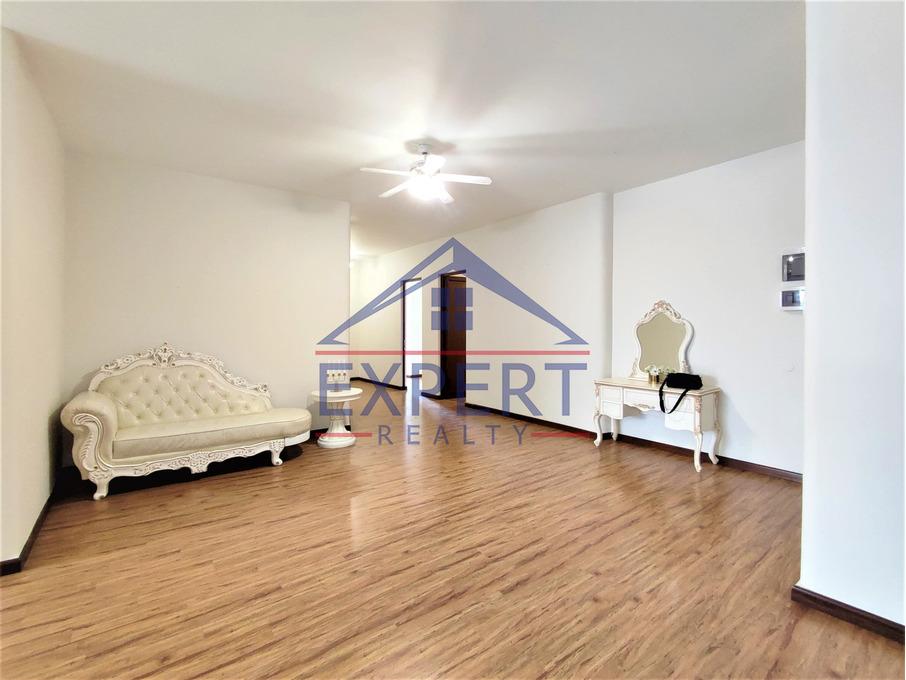 ԿԵՆՏՐՈՆ, ԱՄԻՐՅԱՆ ՓՈՂՈՑ, 4 ՍԵՆՅԱԿ