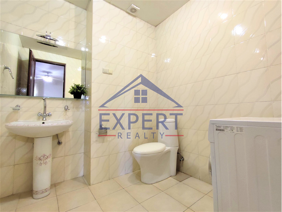 ԿԵՆՏՐՈՆ, ԱՄԻՐՅԱՆ ՓՈՂՈՑ, 4 ՍԵՆՅԱԿ