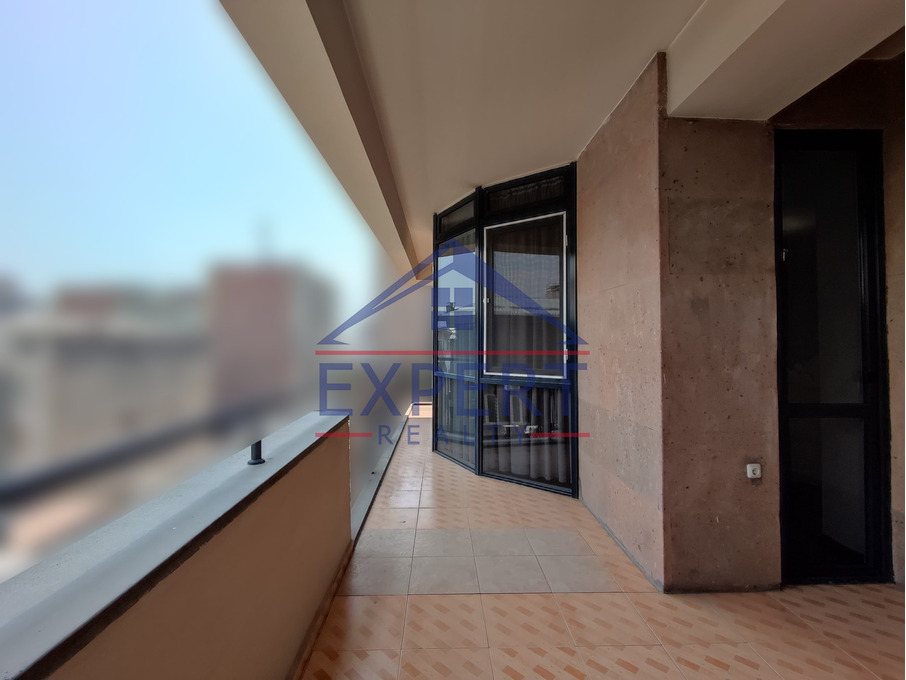 ԿԵՆՏՐՈՆ, ԱՄԻՐՅԱՆ ՓՈՂՈՑ, 4 ՍԵՆՅԱԿ