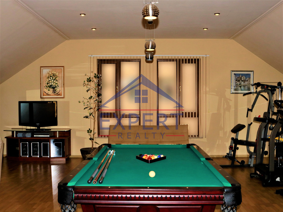 ԿԵՆՏՐՈՆ, ՓԱՐՊԵՑԻ ՓՈՂՈՑ, 4 ՀԱՐԿ