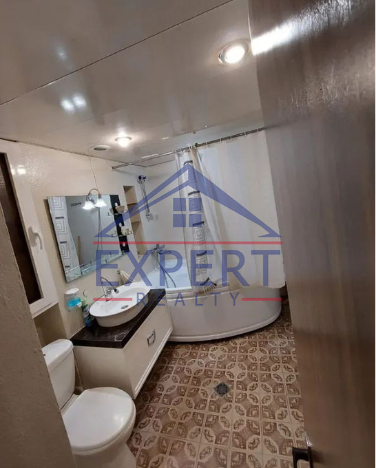 ԷՐԵԲՈՒՆԻ, ԽԱՂԱՂ ԴՈՆԻ ՓՈՂՈՑ, 3 ՍԵՆՅԱԿ