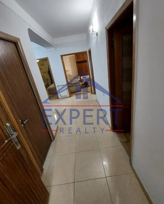 ԷՐԵԲՈՒՆԻ, ԽԱՂԱՂ ԴՈՆԻ ՓՈՂՈՑ, 3 ՍԵՆՅԱԿ