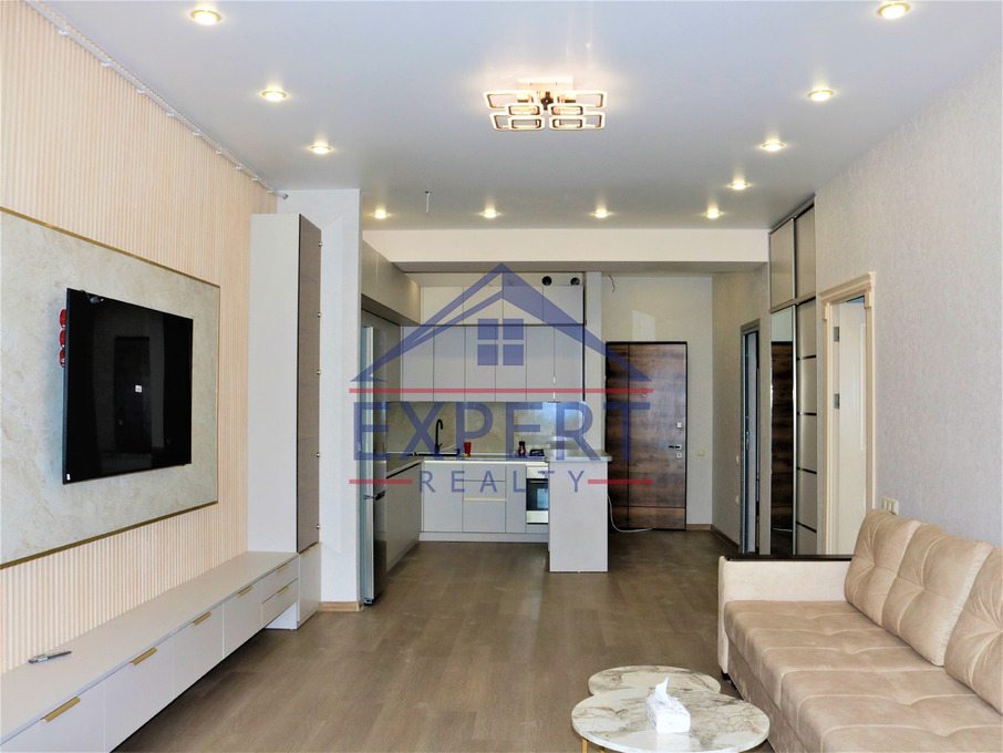 ԱՐԱԲԿԻՐ, ԿՈՄԻՏԱՍԻ ՊՈՂՈՏԱ, 2 ՍԵՆՅԱԿ