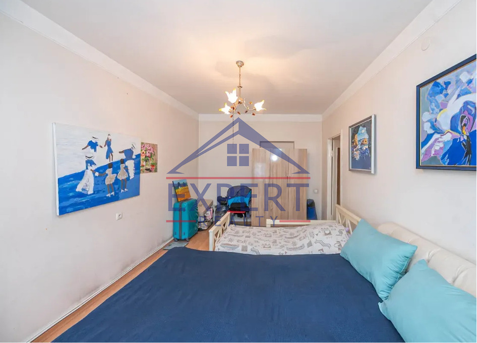 ԿԵՆՏՐՈՆ, ՄԱՇՏՈՑԻ ՊՈՂՈՏԱ, 3 ՍԵՆՅԱԿ