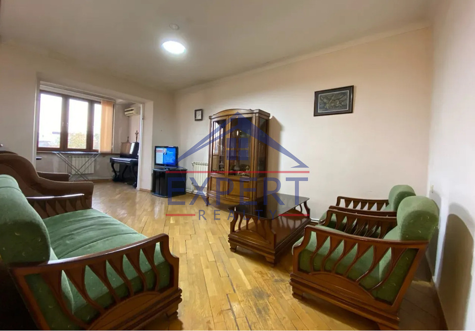 ԿԵՆՏՐՈՆ, ՄԱՇՏՈՑԻ ՊՈՂՈՏԱ, 3 ՍԵՆՅԱԿ