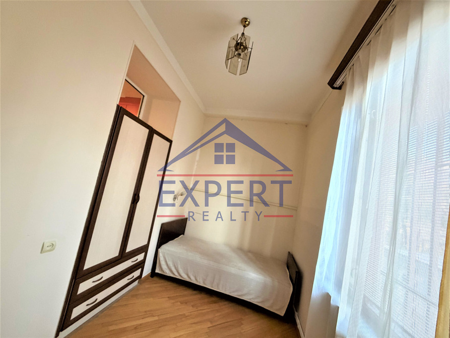 ԱՐԱԲԿԻՐ, ԱԶԱՏՈՒԹՅԱՆ ՊՈՂՈՏԱ 3 ՍԵՆՅԱԿ