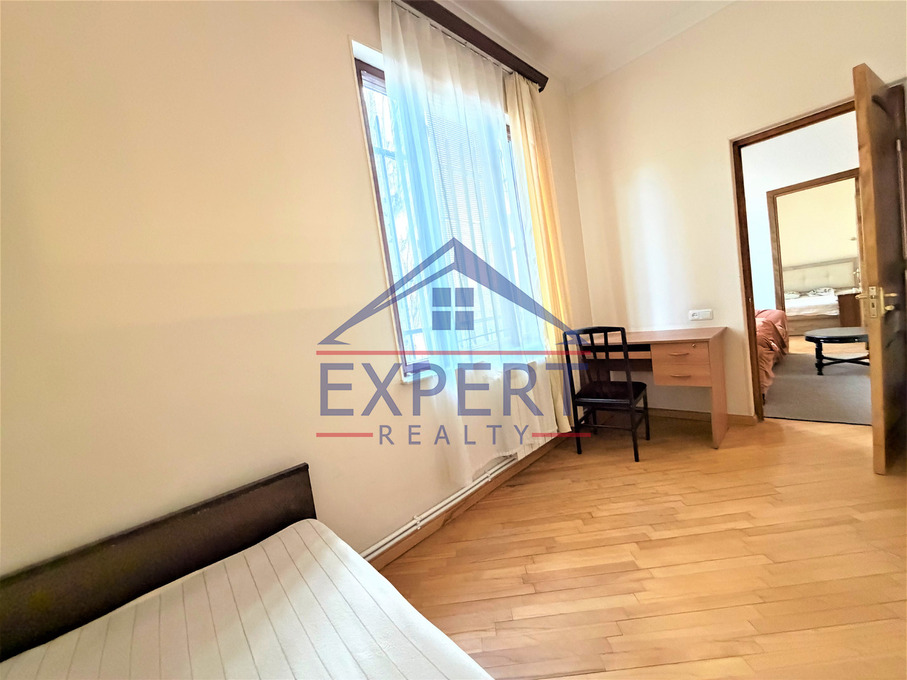 ԱՐԱԲԿԻՐ, ԱԶԱՏՈՒԹՅԱՆ ՊՈՂՈՏԱ 3 ՍԵՆՅԱԿ