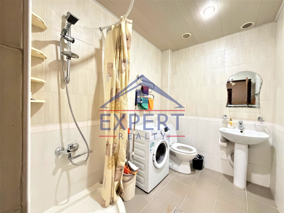 ԱՐԱԲԿԻՐ, ԱԶԱՏՈՒԹՅԱՆ ՊՈՂՈՏԱ 3 ՍԵՆՅԱԿ